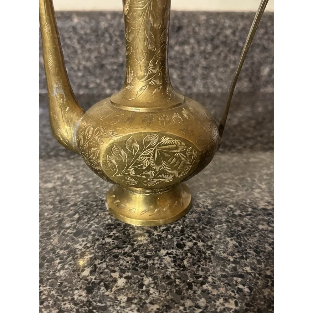 Vintage Etched Brass Pitcher‎ Tea Pot Oil Coffee Water Genie Made In INDIA